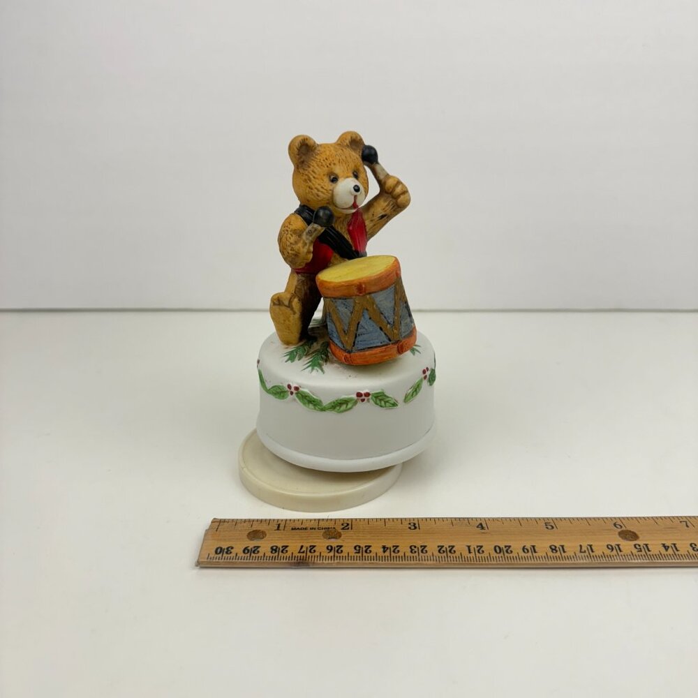 Vtg Christmas Windup Musical Teddy Bear Figurine Jingle Bells Song Ceramic